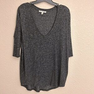 Womens Express gray vneck top size medium.